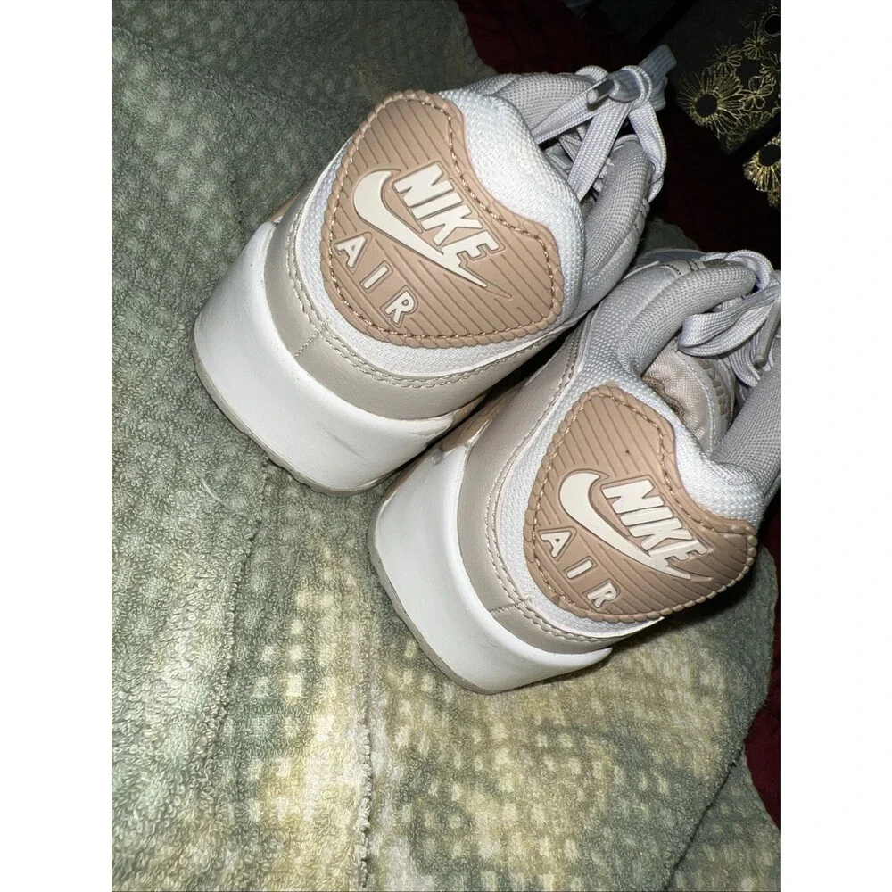 Nike Air Max 90 Phantom Sneakers Beige/White/Tan DH8010-004